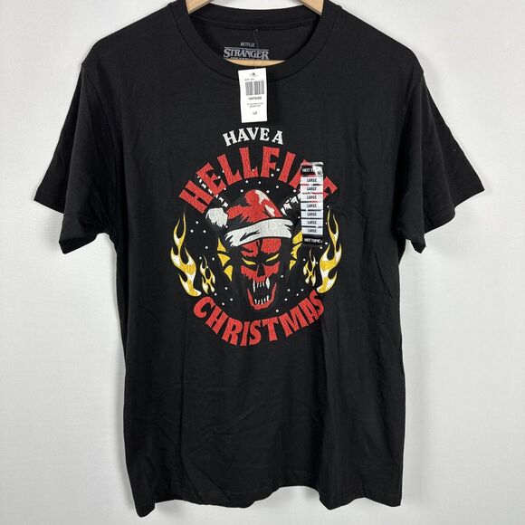 Hot Topic Stranger Things New Adult T-Shirt Sz Large Have A Hellfire Christmas - Picture 1 of 8